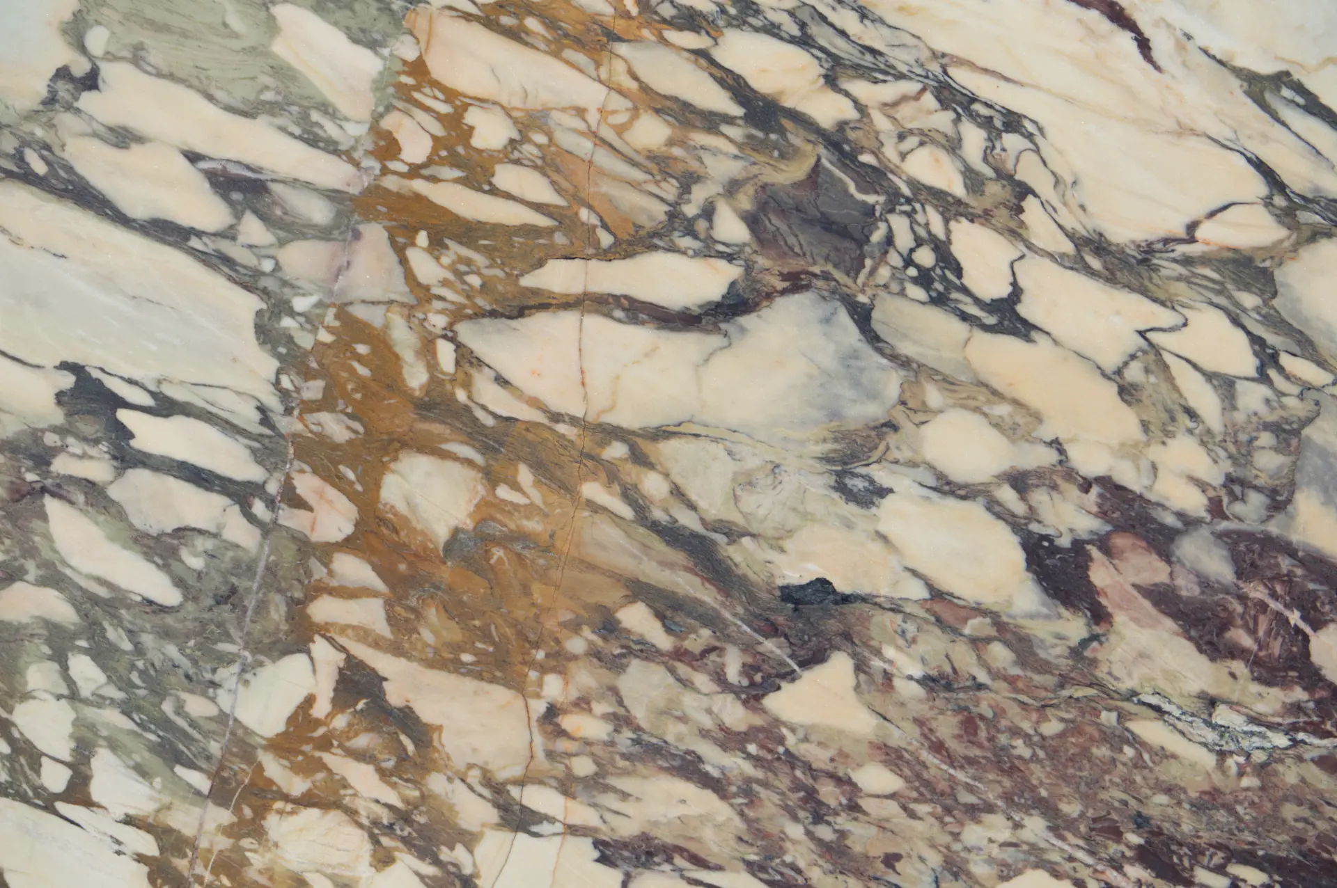 Calacatta Viola Rosa marble slab surface